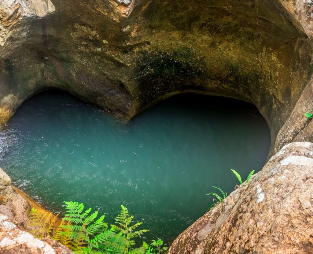 Killarney Glen heart shaped pool.