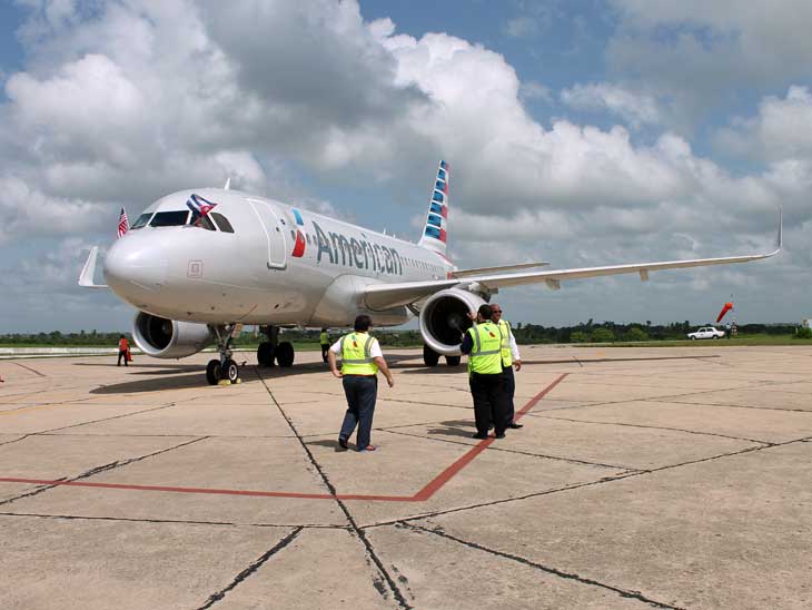 American Airlines A319 on the tarmac in Cienfuegos after the inaugural flight.
