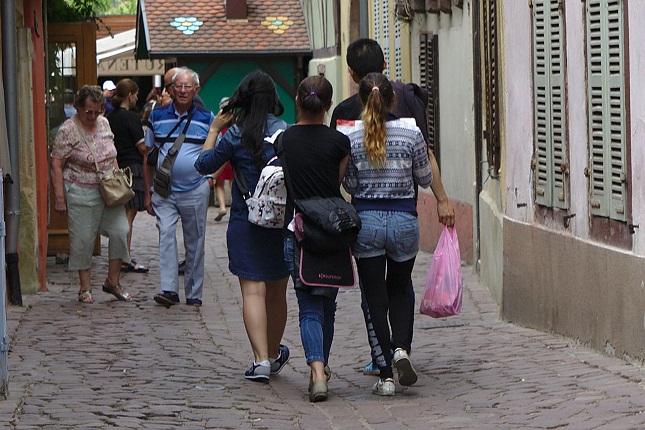 Beware of pick pockets in Venice.