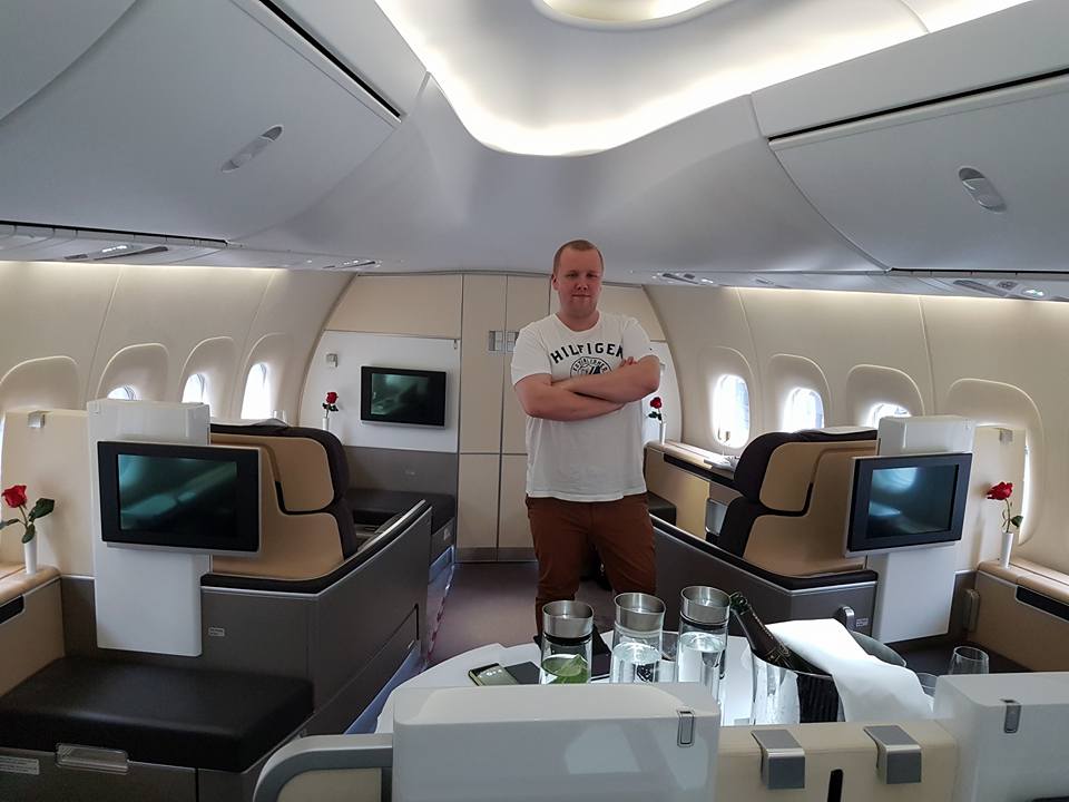 Simon in Lufthansa´s First Class.