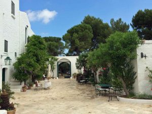 The charming courtyard at Masseria Il Frantoio.