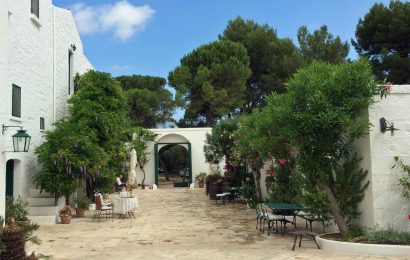 The charming courtyard at Masseria Il Frantoio.