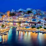 Agios Nikolaos by night.