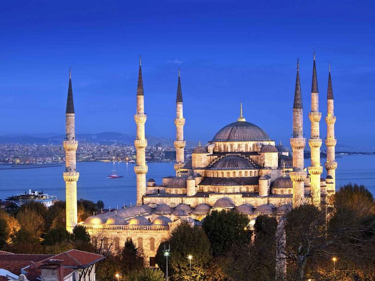 The beautiful Blue Mosque in Istanbul at night.