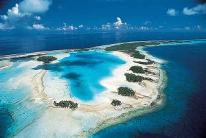 Atoll in French Polynesia.