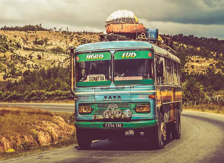 5 Fun Things to Do On A Long Bus Ride – thinkingoftravel.com